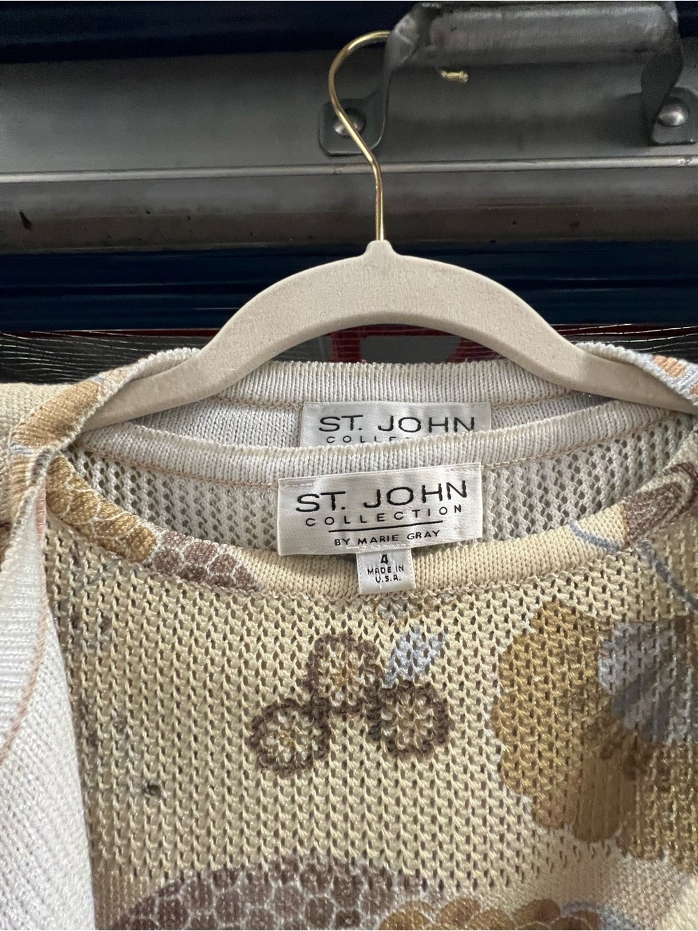 St. John Collection Cream, Beige and Gold Floral Knit Top - Picture 2 of 4